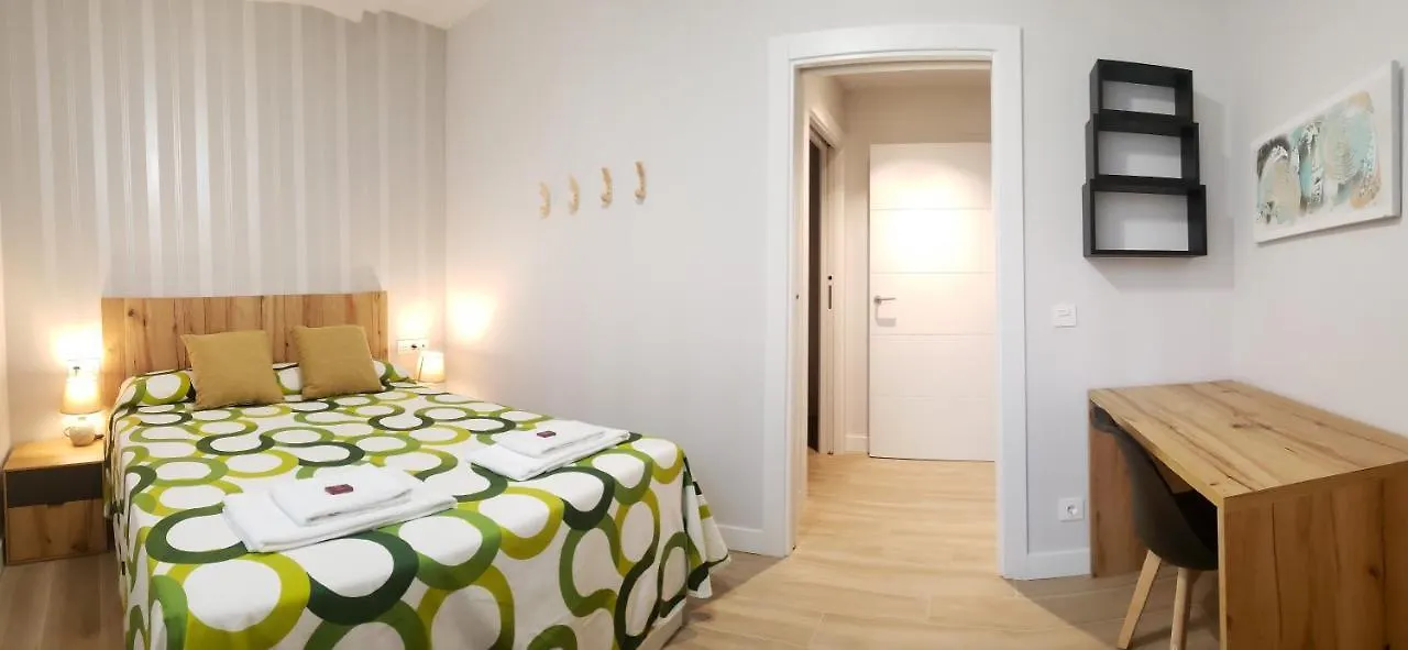 Alojamientos Pamplona Apartamentos 0*,  Spain